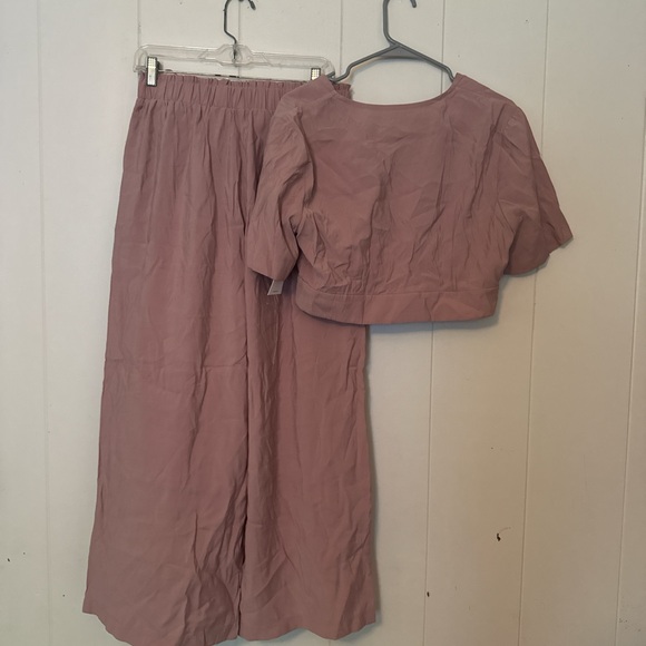 Shein Set - Picture 2 of 2